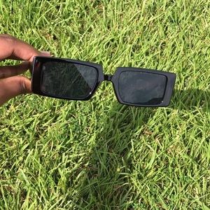 Runway Rookie’s “Otto” Unisex Shades